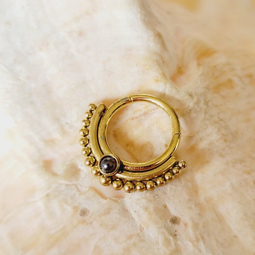 16G Gold plated stainless Hinged Segment Ring Septum Ring fake black opal NWT